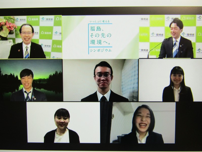 シンポジウムで発言した人々。シンポは東京と福島をオンラインで結んで行われた=3月13日