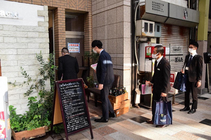 新型コロナ 県 高松市 店舗巡回 予防策徹底 時短要請 飲食店で明暗 香川 毎日新聞