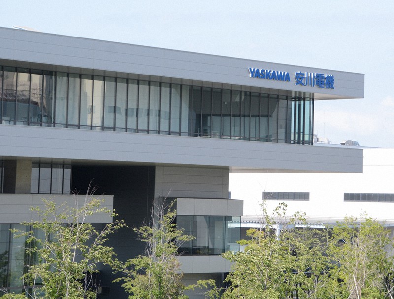 安川電機の本社=北九州市八幡西区で2019年6月、久野洋撮影