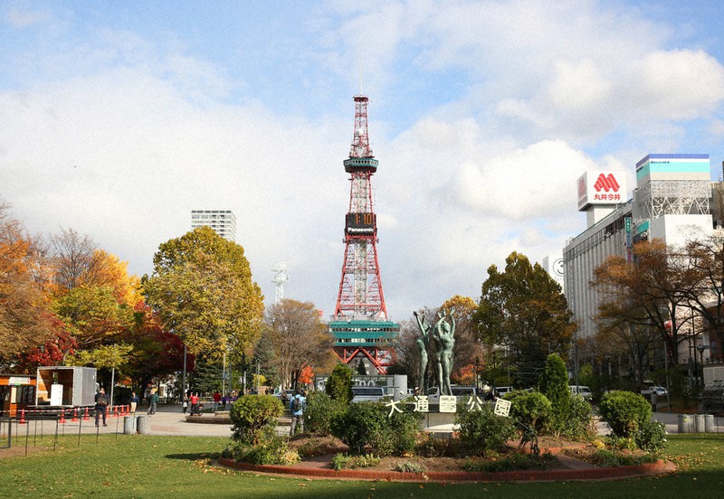 何のための五輪 大通公園芝生除去 批判広がる 北海道 毎日新聞