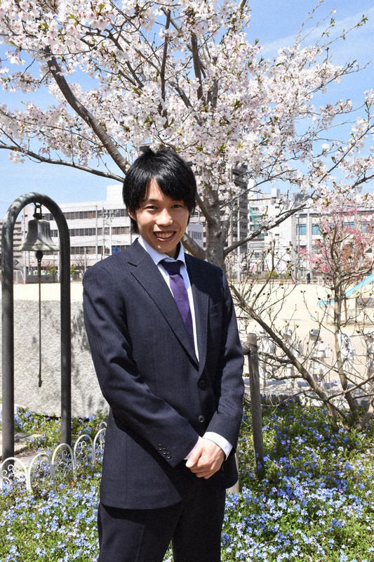 丸亀市立城西小教諭・西島大介さん=香川県丸亀市六番丁の丸亀市立城西小で2021年4月1日午前11時26分、西本紗保美撮影