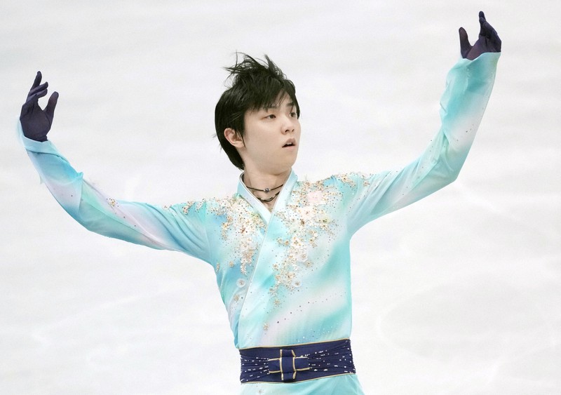男子フリーで演技する羽生結弦=丸善インテックアリーナ大阪で2021年4月16日(代表撮影)