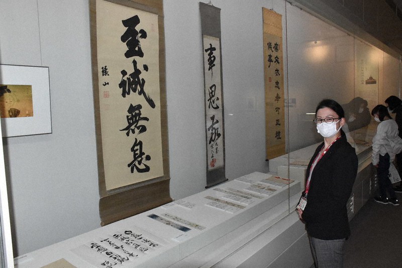 水戸徳川家の資料が並ぶ特別展=松戸市の戸定歴史館で2021年3月4日午後4時9分、柴田智弘撮影