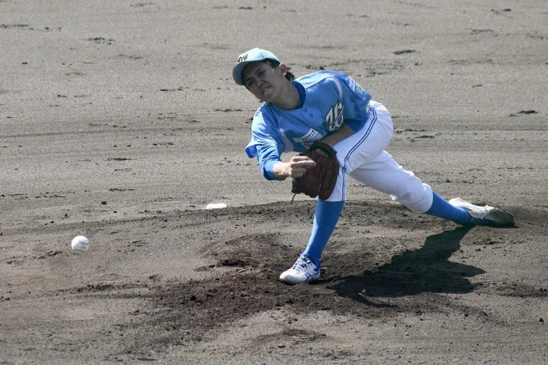 先発し力投する鹿児島ドリームウェーブの前元