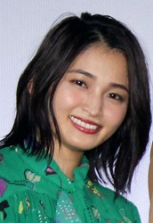 岡本玲 黒つやロングの新ヘア披露 フォロワー 可愛くてたまらーん 天使だな スポニチ