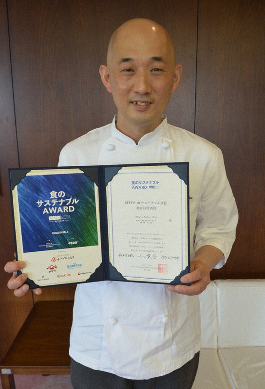 鉄輪温泉 イタリアンの梯シェフ 地獄蒸し料理が全国コン最高賞 大分 毎日新聞