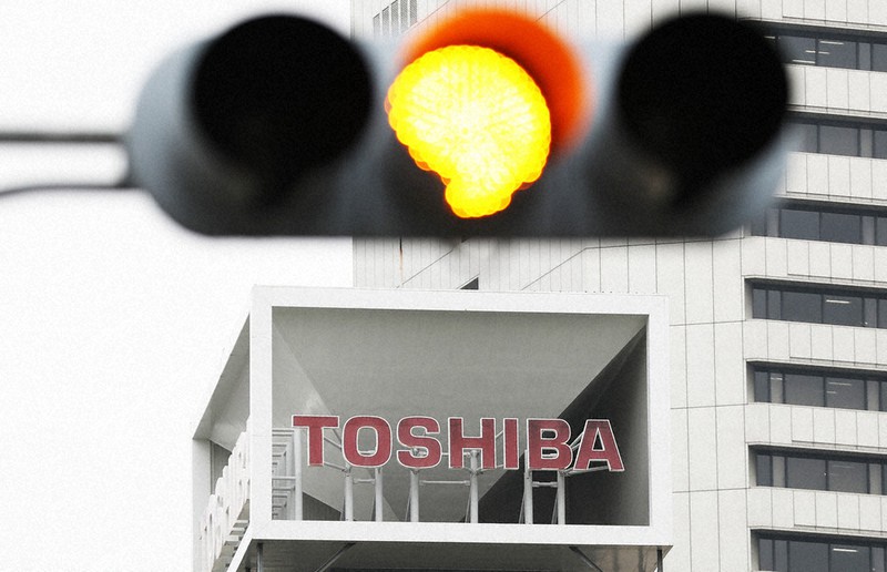 英投資ファンドからの買収提案で揺れた東芝の広告塔=東京都港区で、小出洋平撮影
