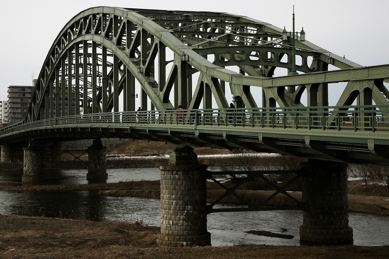 レトロの美：旭橋 北海道旭川市 柔らか、オレンジ色の灯 [写真特集1/11