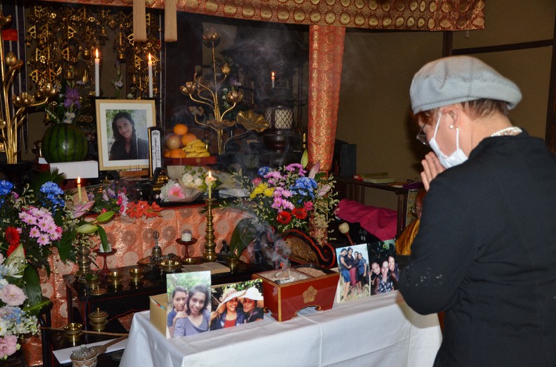 入管死亡のスリランカ女性 四十九日法要 参列者 再発防止訴え 毎日新聞