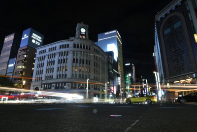 3回目の緊急事態初日 銀座の街には人波 これほど人いるとは 毎日新聞