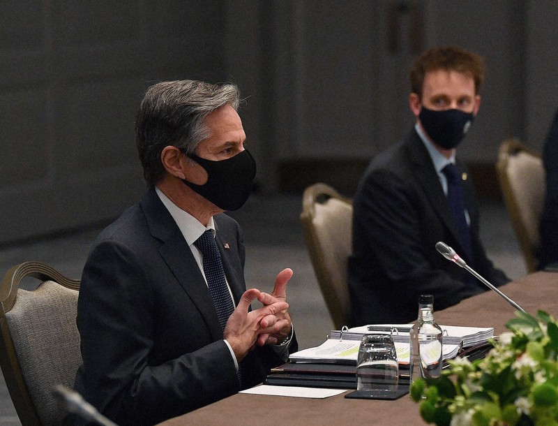 訪問先の英国で韓国との外相会談に臨むブリンケン米国務長官=ロンドンで2021年5月3日、AP