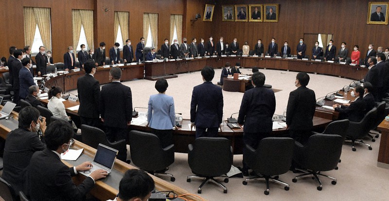 国民投票法改正案が賛成多数で可決された衆院憲法審査会=国会内で2021年5月6日、竹内幹撮影