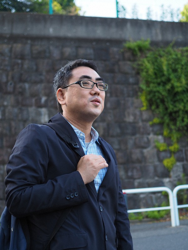 男らしさの呪縛で追い込まれる孤独 批評家、杉田俊介さんの分析 毎日新聞
