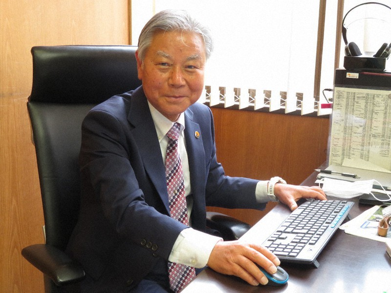 和歌山大学の永井邦彦理事=和歌山市栄谷で2021年4月30日午後3時15分、新宮達撮影