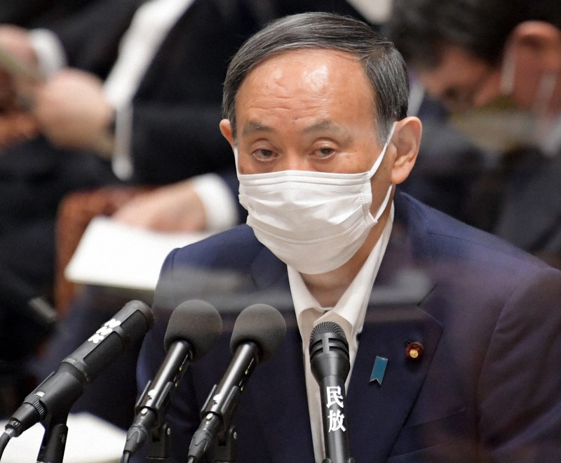 衆院予算委員会で答弁する菅義偉首相=国会内で2021年5月10日午前9時3分、竹内幹撮影