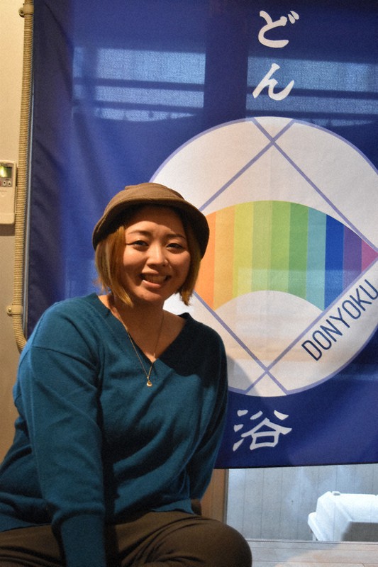 長村さと子さん=南茂芽育撮影