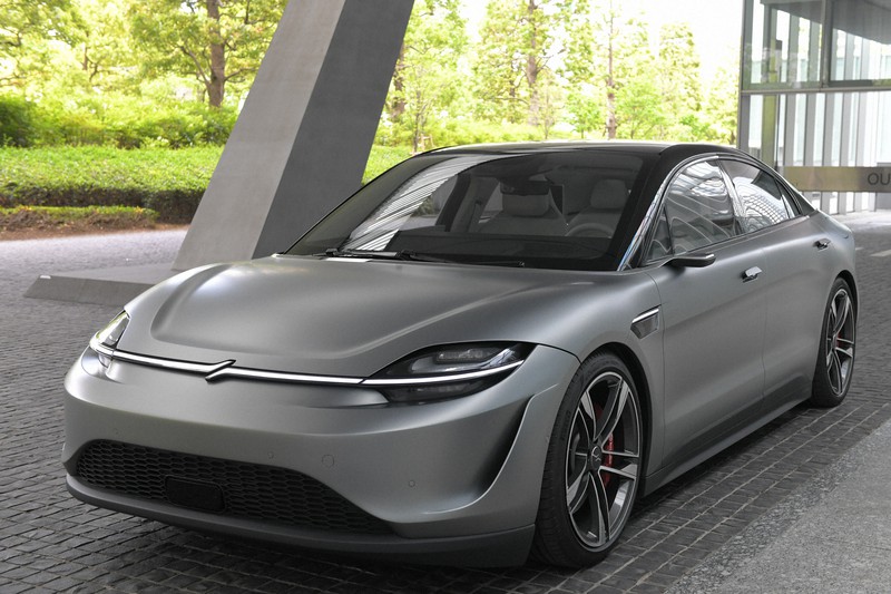 ソニーの電気自動車「VISION-S(ビジョンS)」=東京都港区で2021年4月22日、内藤絵美撮影
