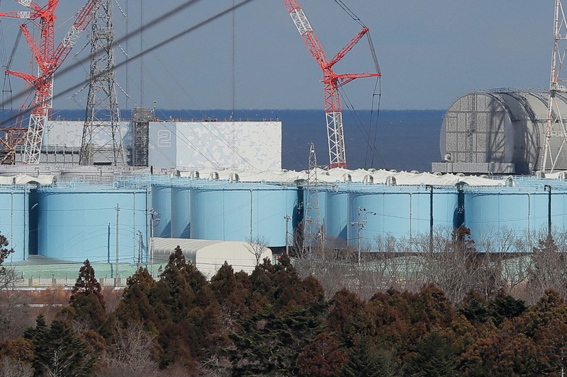 東京電力福島第1原発の汚染処理水をためているタンク=福島県大熊町で2月、滝川大貴撮影