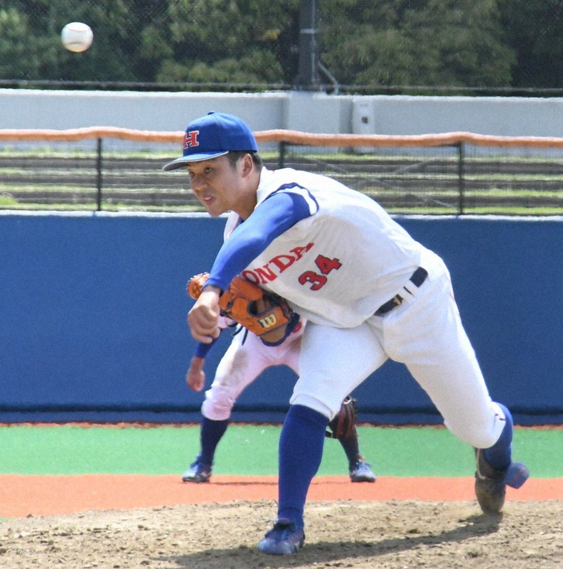 チームを本大会出場に導く力投を見せたホンダの新人左腕・片山皓心=東京・大田スタジアムで2021年6月3日午前9時33分、川村咲平撮影