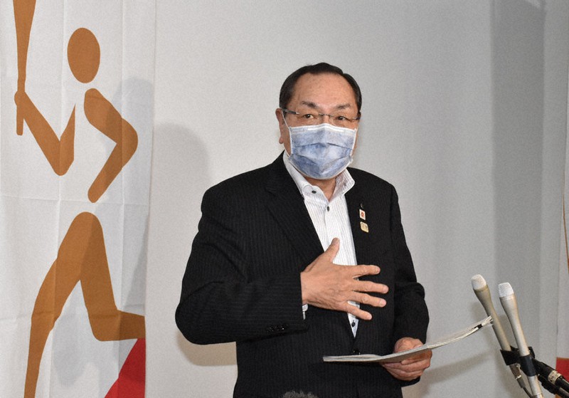 聖火リレーの代替イベントの実施について報告する青山祐治副知事=青森県庁で2021年6月3日、南迫弘理撮影