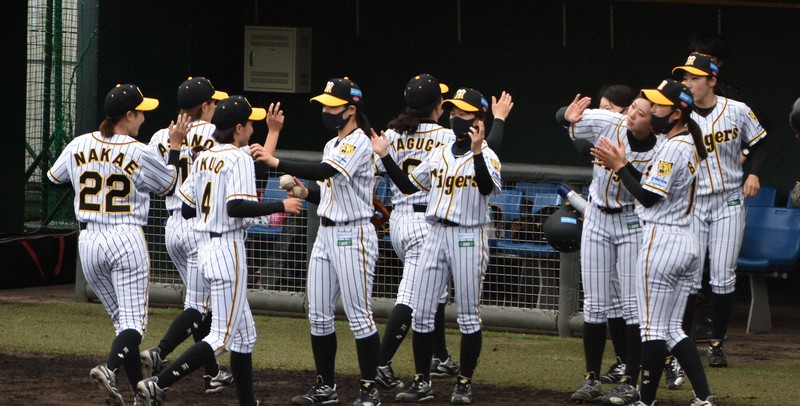 タイガースwomen 初公式戦でコールド勝ち 関西女子野球選手権 毎日新聞