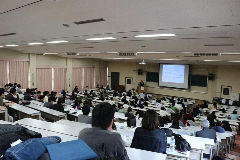 2019年3月に京都市で開催した一般向けイベントには、200人近くの参加者が集まった=櫃割さん提供