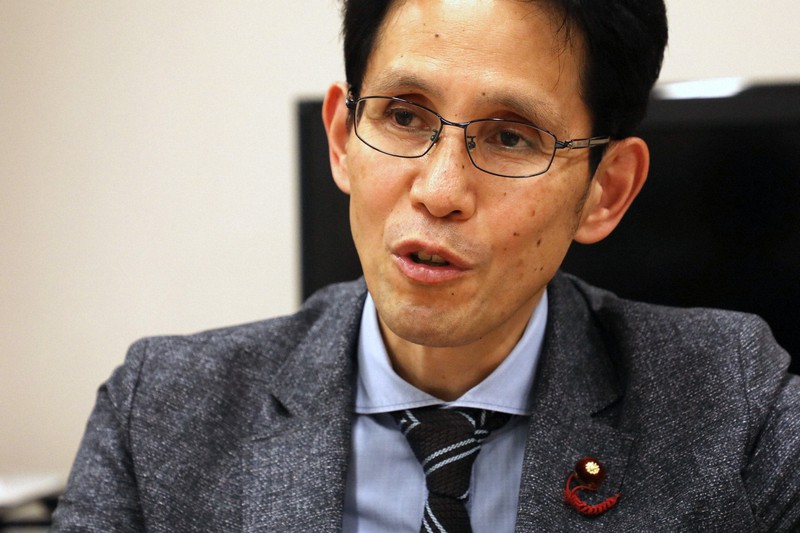 階猛氏=岡本同世撮影
