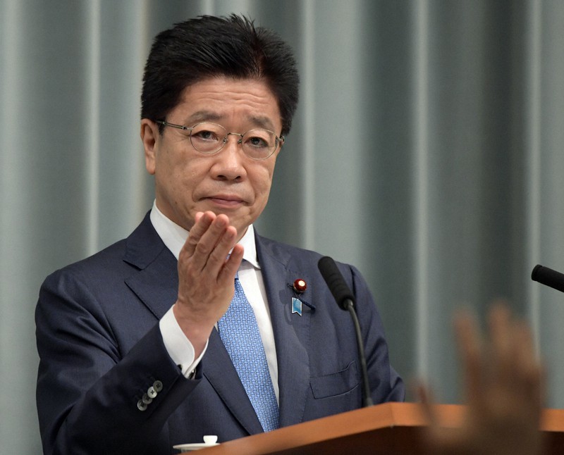 記者会見する加藤勝信官房長官=首相官邸で2021年6月7日午前11時36分、竹内幹撮影