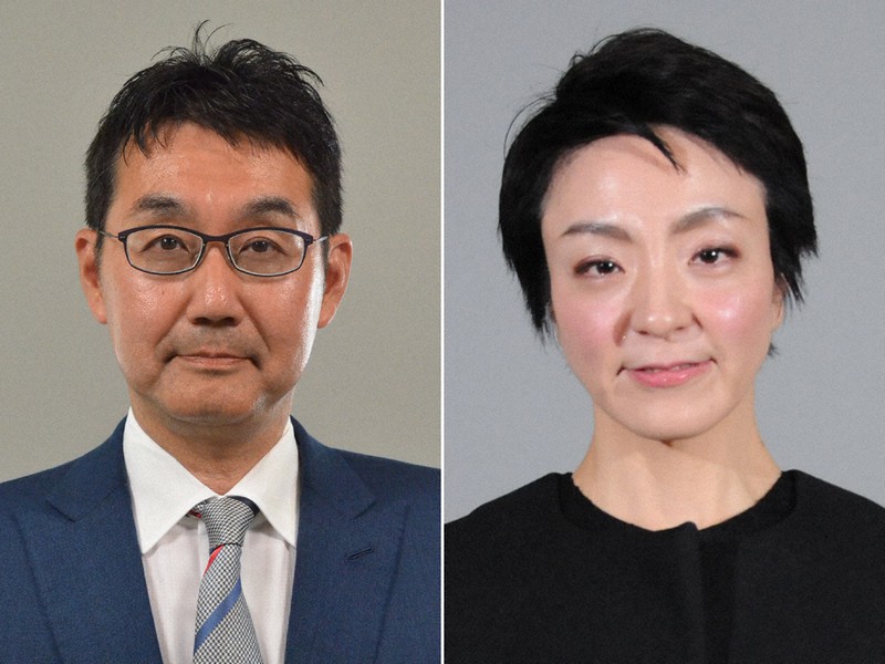 河井克行元衆院議員（左）と案里元参院議員