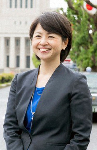 くらしナビ ライフスタイル 50歳と14歳の恋愛 を考える 毎日新聞