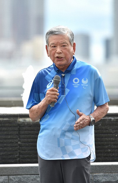 川淵三郎氏、五輪報道に「不満でも協力を」 記者に協力要請 | 毎日新聞