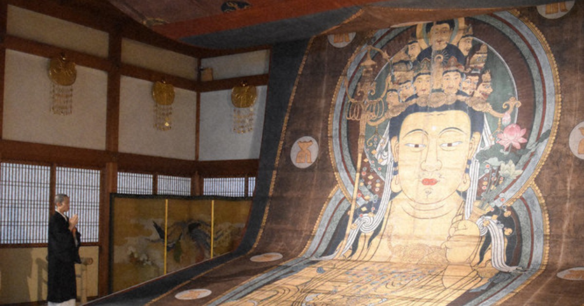 掛けられない掛け軸」初公開 奈良・長谷寺で原寸大レプリカ | 毎日新聞