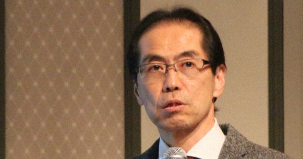 元経済産業省官僚の古賀茂明さん＝横浜市中区で2017年12月11日、木下翔太郎撮影