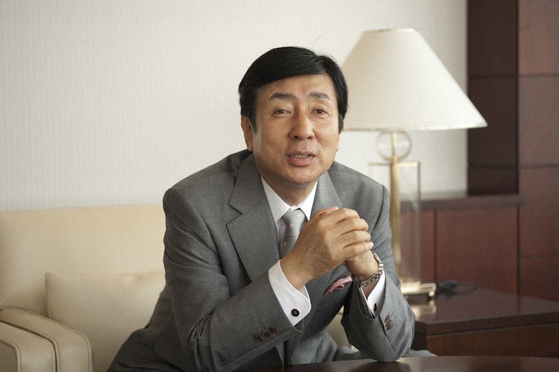手嶋龍一さん