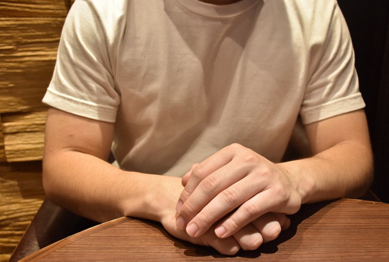 有名ラーメンチェーン店でアルバイトとして働く男性には、コロナ禍で勤務が減っても休業手当が支払われていない＝神奈川県内で2021年6月8日午前11時51分、中川友希撮影