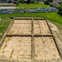平城宮跡に8世紀の大型建物跡 天皇の別邸か 土地利用の変遷示す 写真特集1 11 毎日新聞