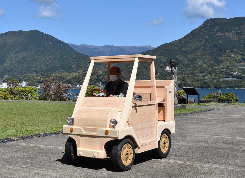 世界にたった一台 ヒノキ製エコカー体験再開 熊野古道センター 毎日新聞