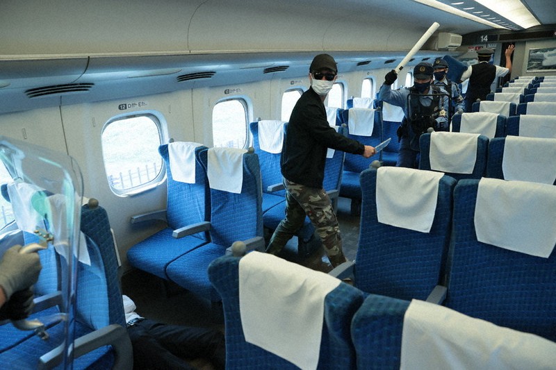 新幹線の非常時訓練 鉄警など 五輪控え連携強化 愛知 毎日新聞 新幹線の非常時訓練 鉄警など 五輪控え連携強化 愛知 毎日新聞