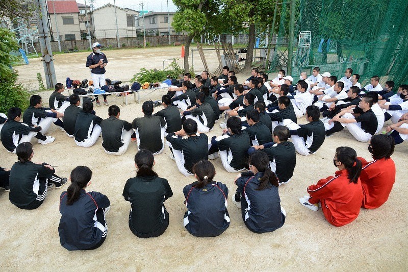 激戦区大阪でsns駆使し甲子園目指す府立高 フォロワー3000人 毎日新聞