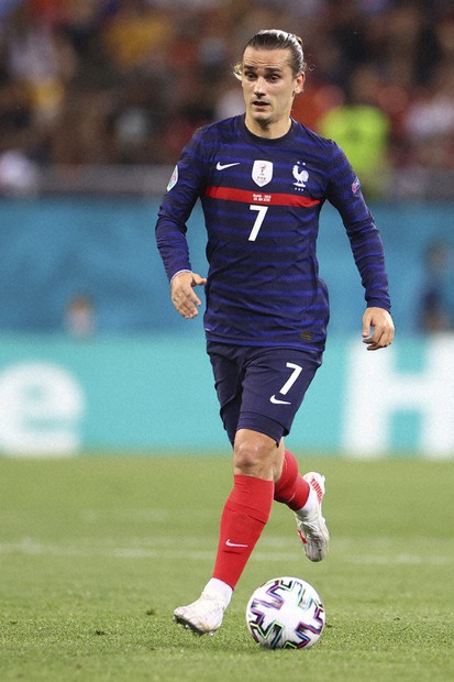 毎小ニュース：国際 サッカー フランス代表選手が差別動画 | 毎日新聞