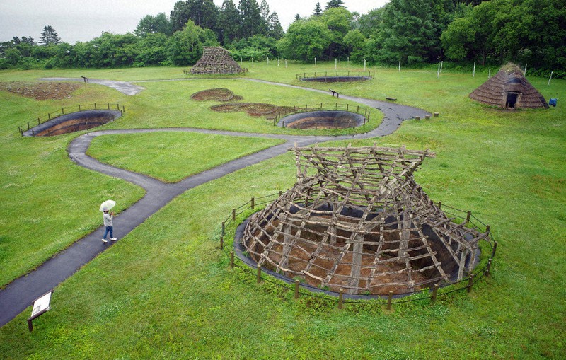 縄文遺跡 Photoリポート 古代からの問いかけ 縄文遺跡群、世界遺産登録へ