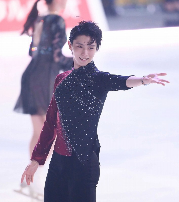 In Photos: Yuzuru Hanyu starts season with Japanese skaters