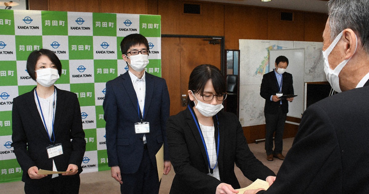 新型コロナ 社員3人 辞令交付 Jr九州から苅田町に出向 福岡 毎日新聞 新型コロナ 社員3人 辞令交付 Jr九州から苅田町に出向 福岡 毎日新聞