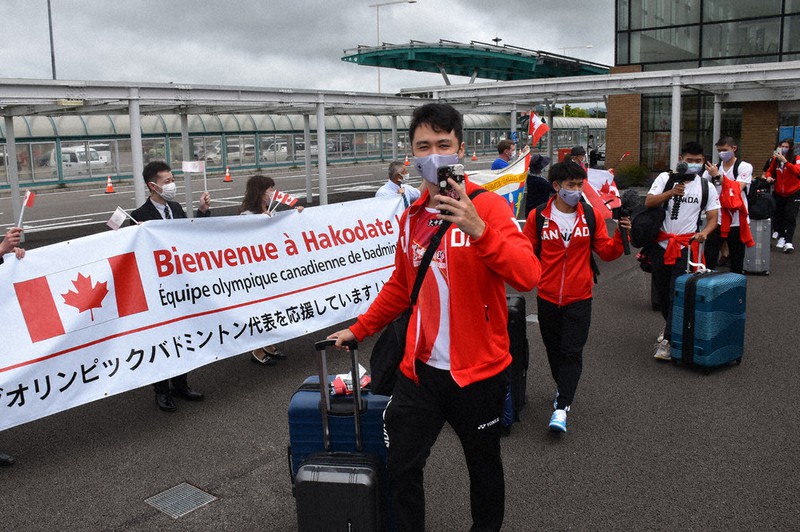 東京２０２０ １ 歓迎 カナダ選手団 函館でバド事前合宿へ 北海道 毎日新聞