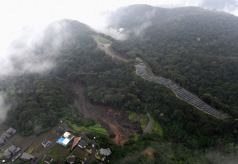検証 静岡 熱海土石流 建設残土投棄 監視緩く 盛り土崩落 全国で 毎日新聞