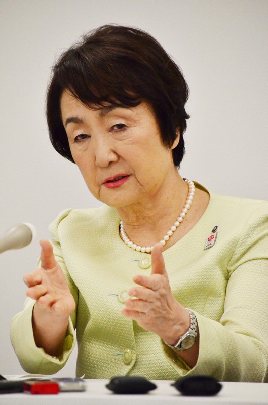 4選を目指して横浜市長選への出馬を表明する林文子氏=同市役所で2021年7月15日午後5時12分、樋口淳也撮影