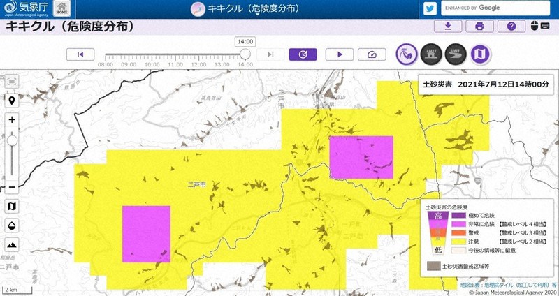気象庁の危険度分布では、ハザードマップに記載される土砂災害警戒区域と重ねた情報が分かる=気象庁ウェブサイトのスクリーンショット