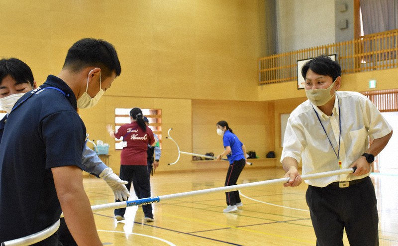 夏休みを控え防犯イベント 茂原署が中学で 千葉 毎日新聞