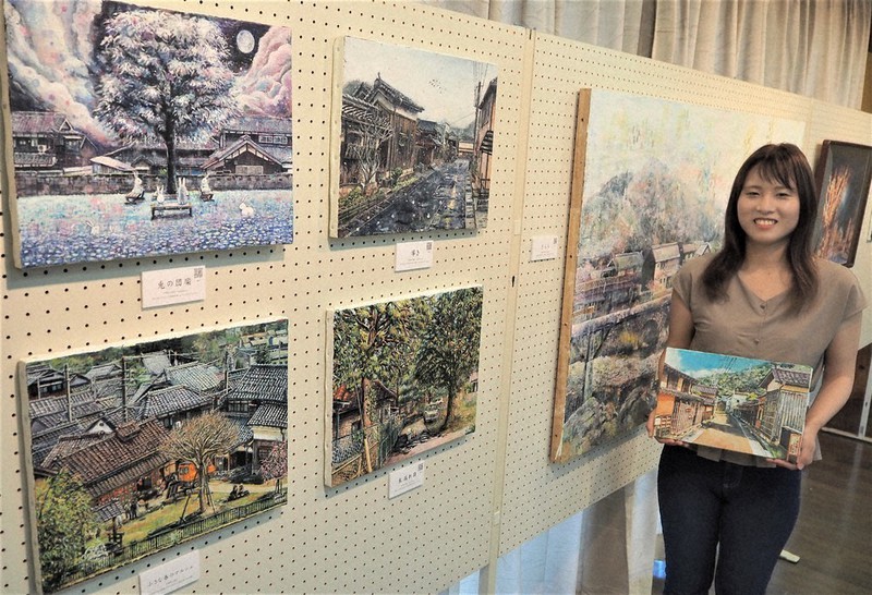 地元 生野の風景 後世に 松本さんアクリル画展 朝来 兵庫 毎日新聞