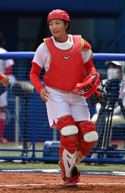 13年ぶり五輪マスク ソフトボール・峰幸代「すごく幸せ」 | 毎日新聞